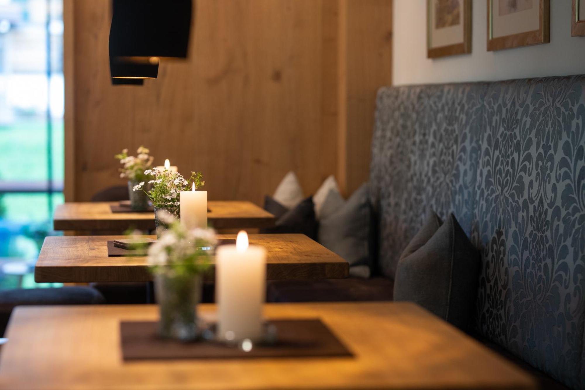 Hotel Restaurant Formarin Oberlech ภายนอก รูปภาพ
